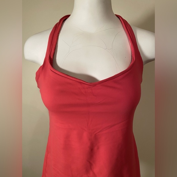 Tonic Active Yoga Top with Built in Shelf Bra Size Medium in EUC - Picture 5 of 12